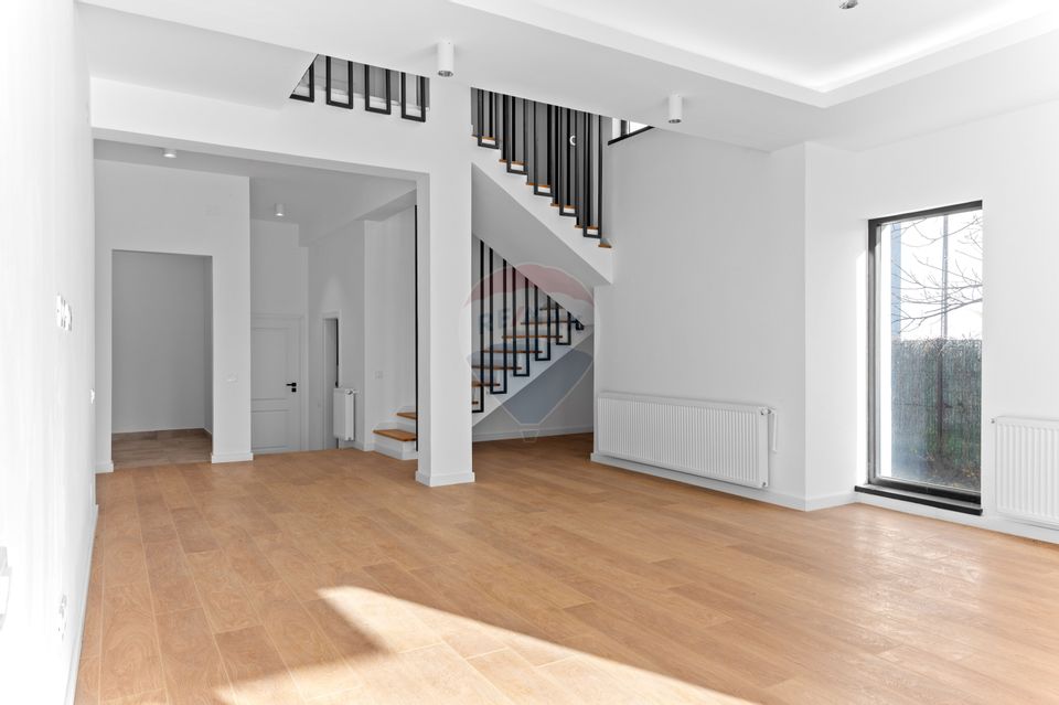 Vilă superba Cernica | vedere la padure si lac | finisaje moderne