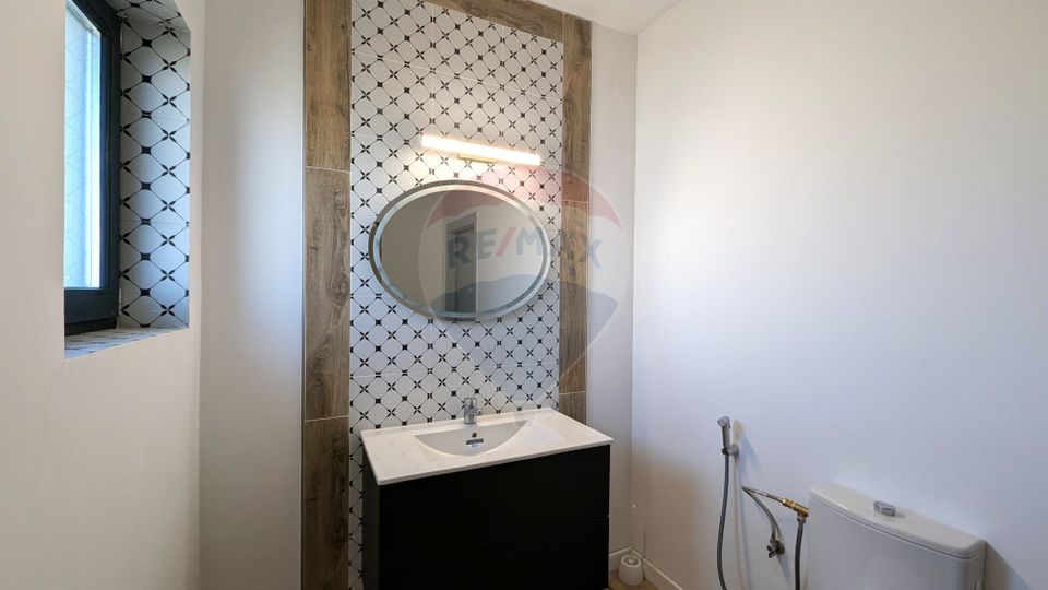 4 room House / Villa for sale