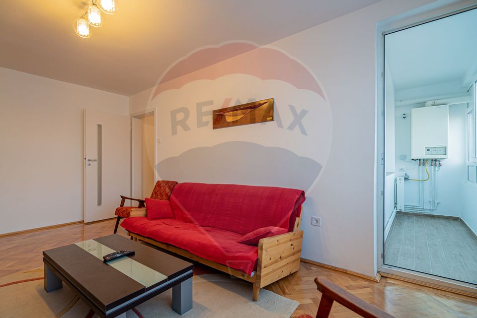 3 room Apartment for rent, Centrul Civic area