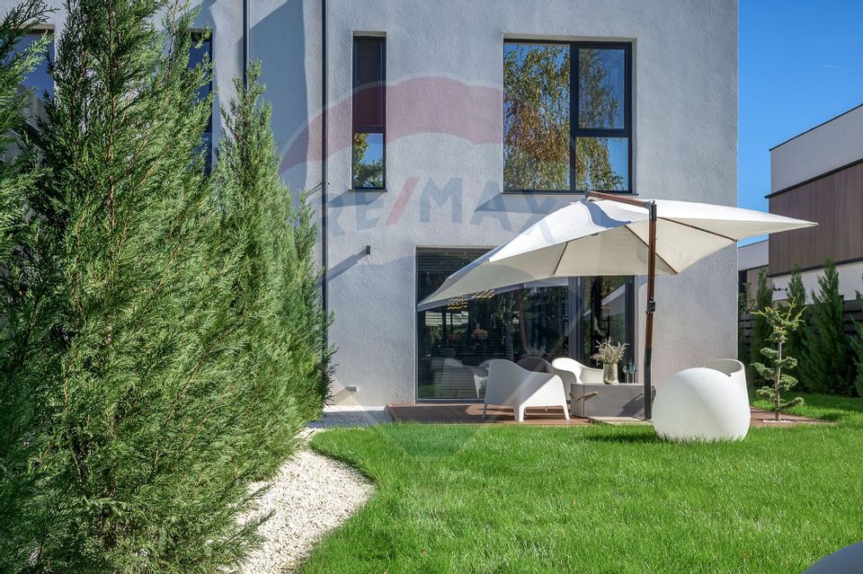 4 room villa for sale - gorgeous in Corbeanca/ Concept designer