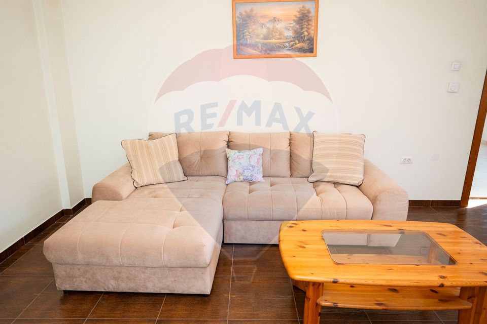 Casă 5 camere de închiriat în zona Centrala