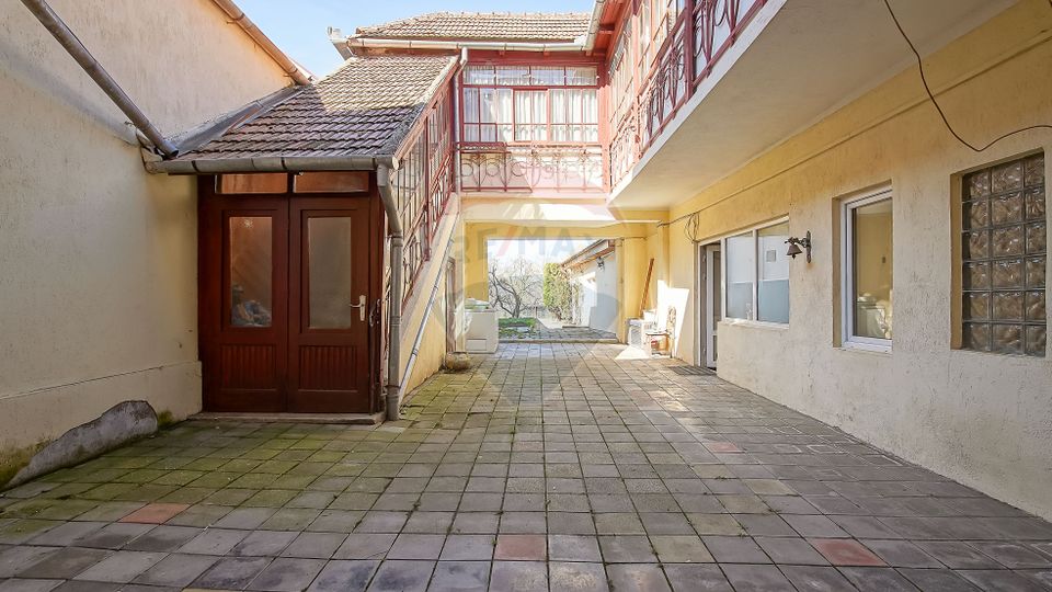 Casă cu 7 Camere + Spațiu Comercial, Oportunitate Rară, Comision 0%