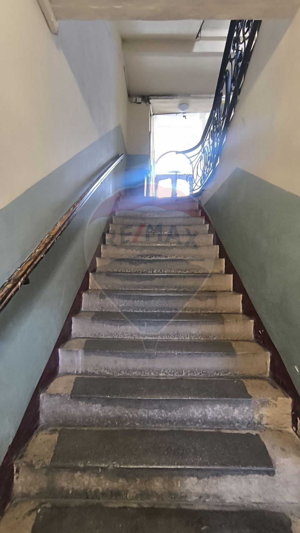 3 room Apartment for sale, Central area