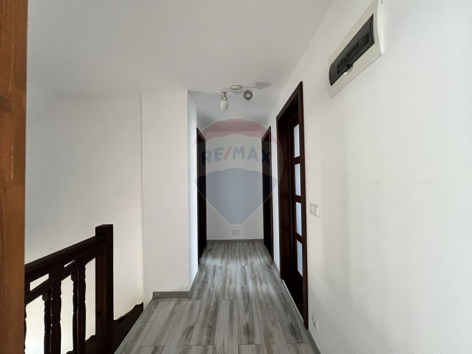 Casă de vânzare – Comuna Berceni, Strada ZânelorCasă / Vilă