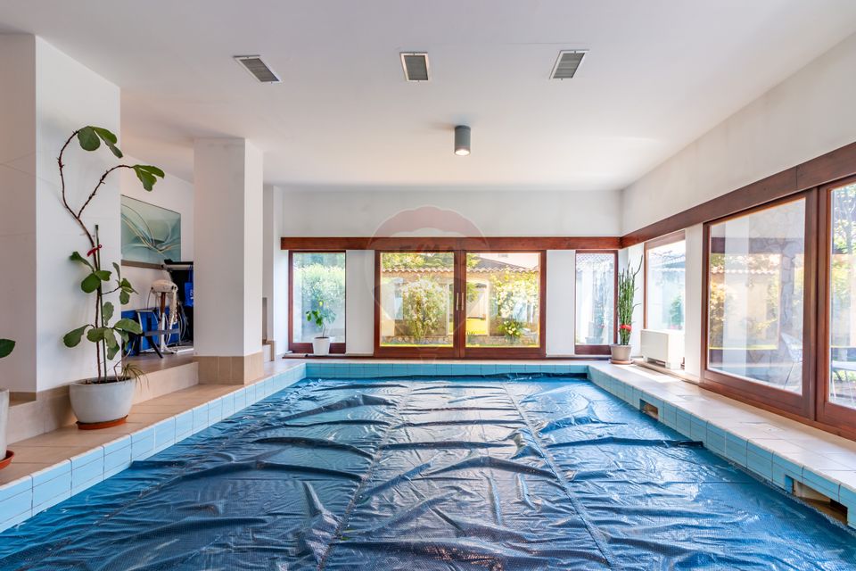 Vilă + casă de oaspeți + casă angajați | 12 camere | 530mp | Mogoșoaia