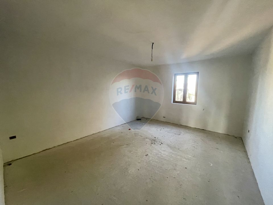 6 room House / Villa for sale