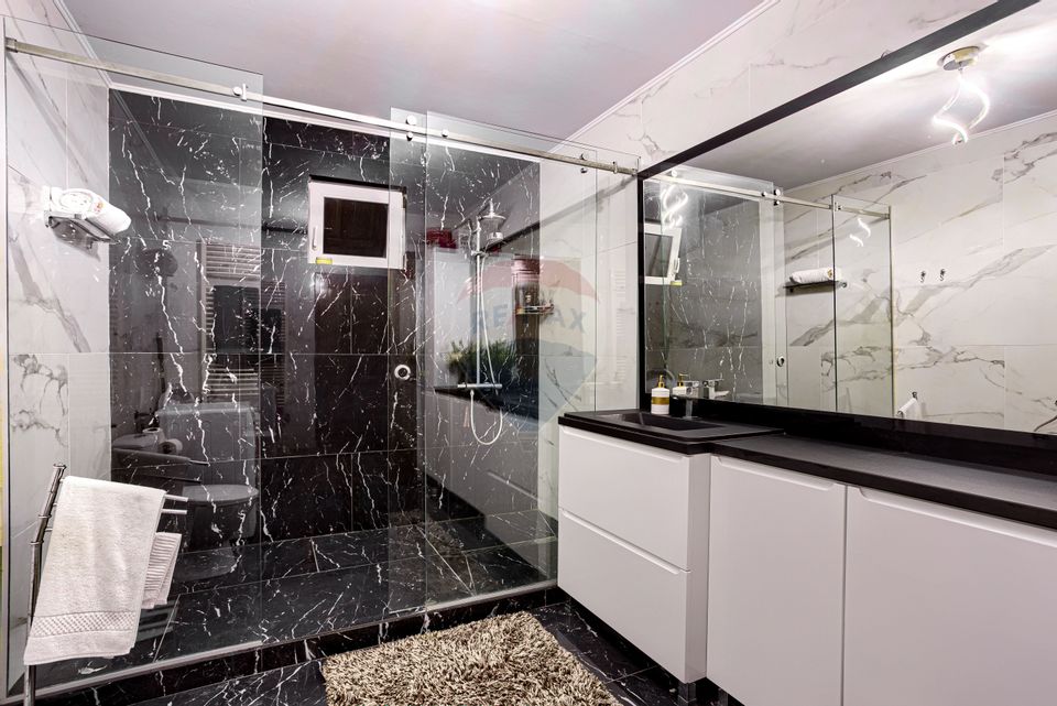 Apartament modern la casa cu 3 camere si balcon Zona Banu Maracine