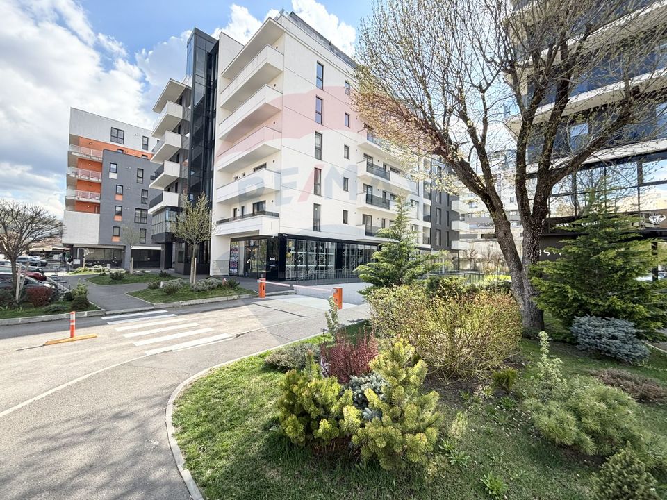 Apartament 2 camere de închiriat central, loc de parcare, comision 0