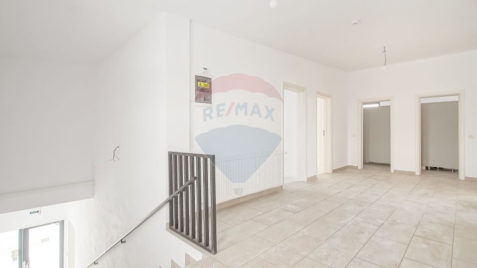 320sq.m Commercial Space for sale