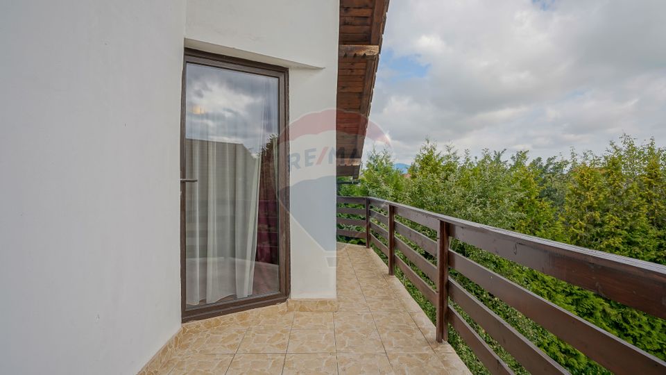 6 room House / Villa for sale