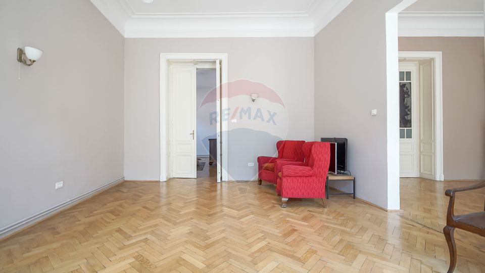 Apartament de închiriat in Centrul Istoric, pretabil regim hotelier