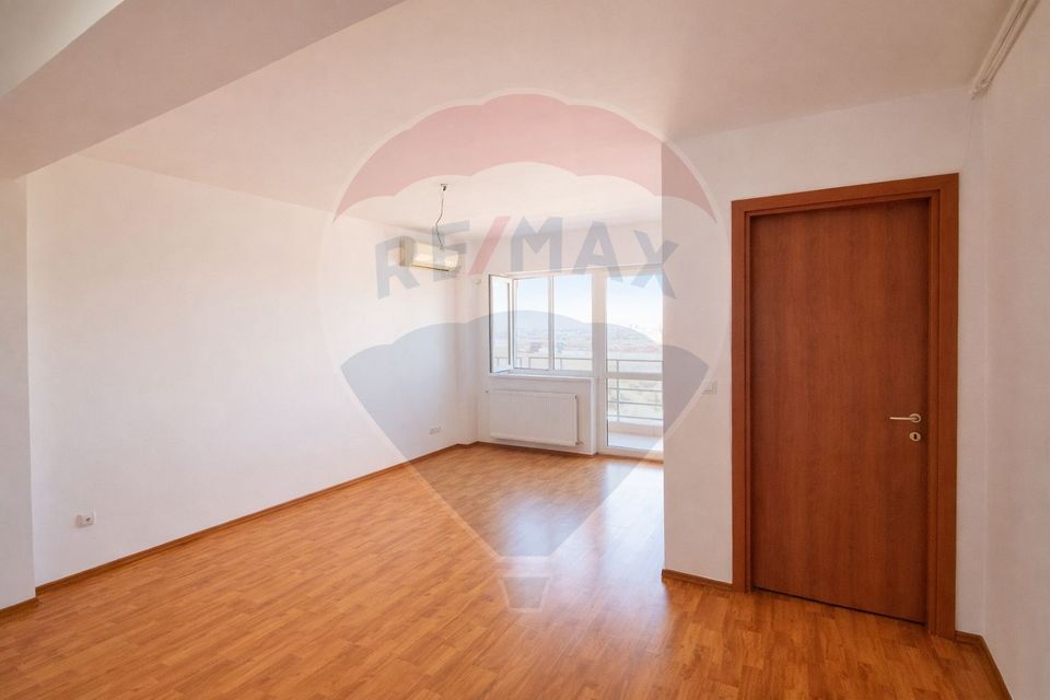 3 room Apartment for sale, Sud area