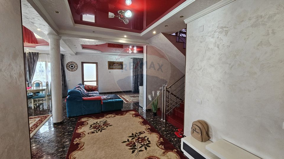 6 room House / Villa for sale