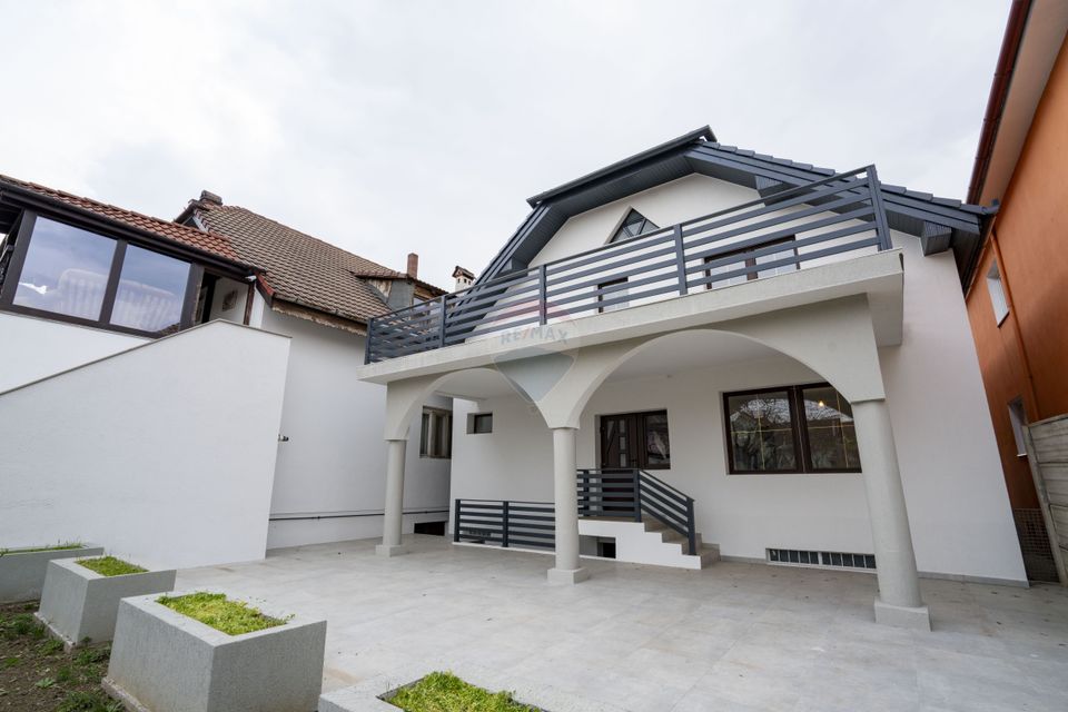 De vânzare casă cu 5 camere, teren 1000 mp Oncea, Calea Bihorului