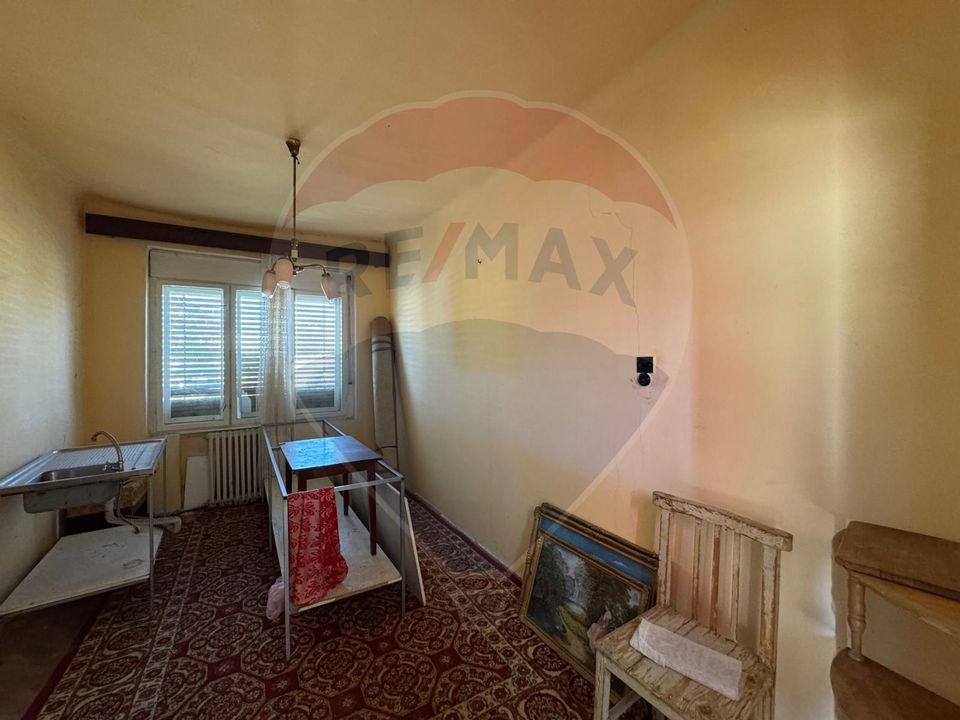 2 room House / Villa for sale, Parneava area