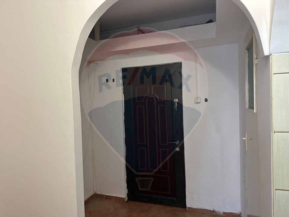 Apartament cu 1 cameră de vânzare în zona Calea Moinești