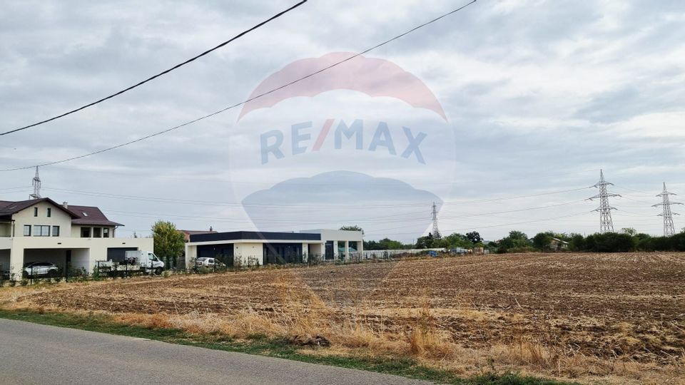 Sale of Balotesti Land / Vlasia Lake Street