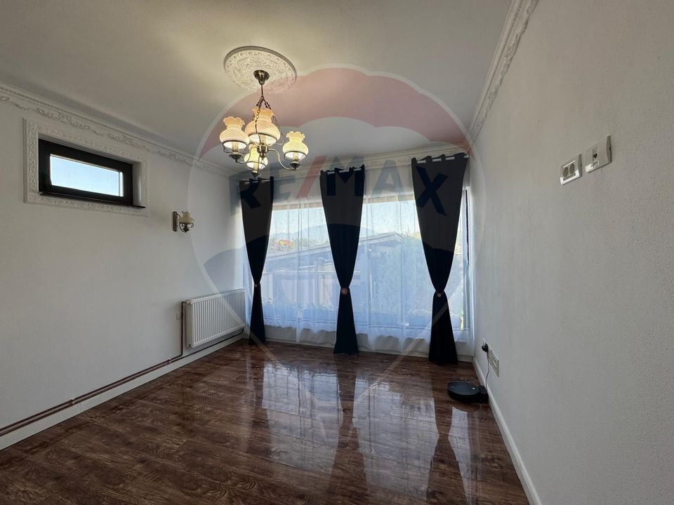 4 room House / Villa for sale