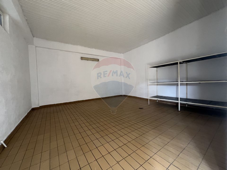 900sq.m Commercial Space for rent, Aurel Vlaicu area