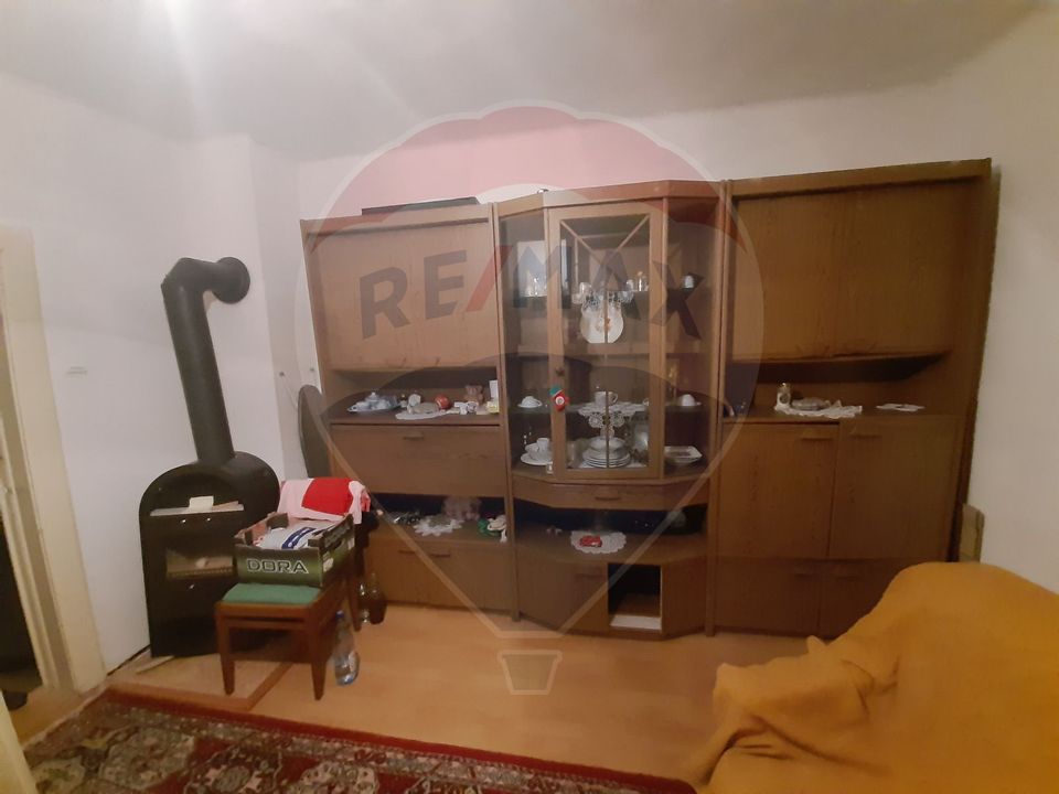 Casă / Vilă cu 2 camere de vânzare