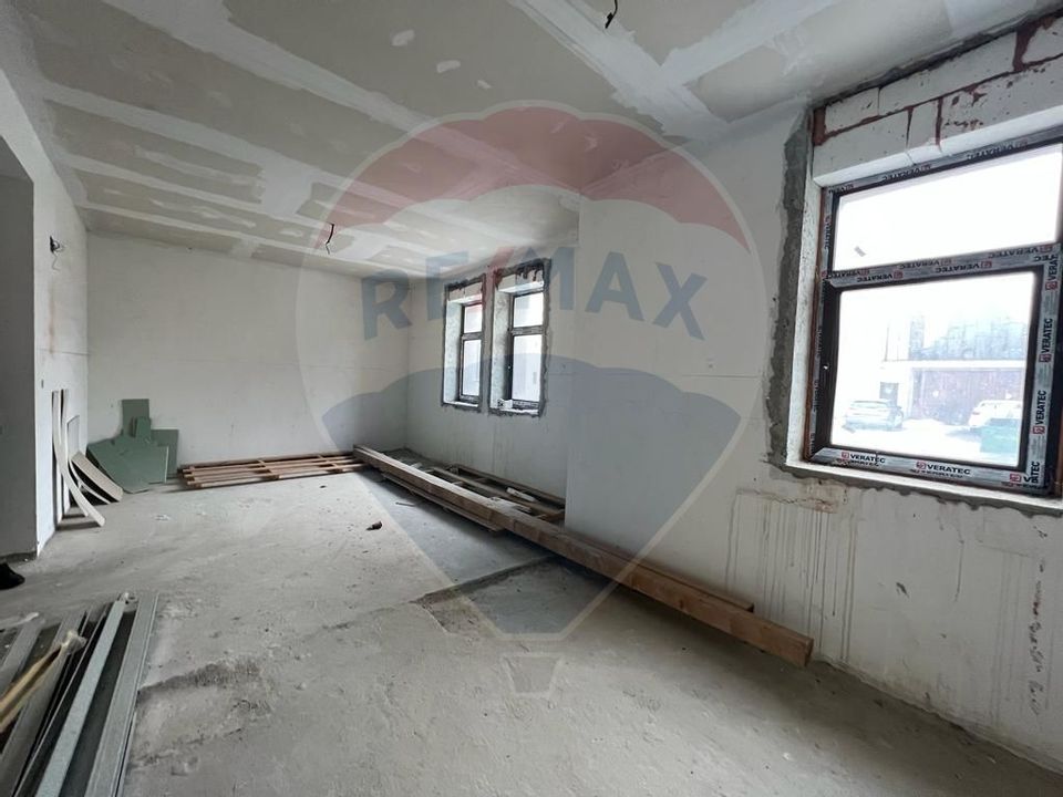 600sq.m Commercial Space for sale, Ultracentral area