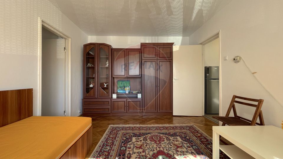Apartament de închirat, zona Județean!