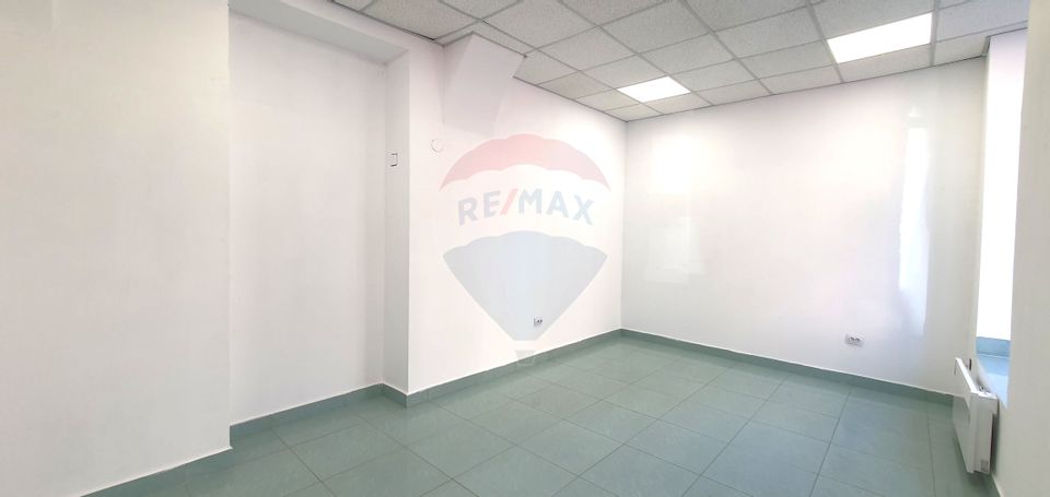 25sq.m Commercial Space for rent, Central area