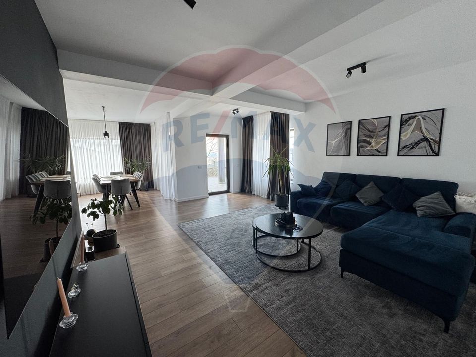 4 room House / Villa for sale