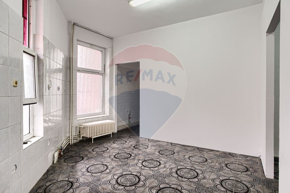 Spațiu comercial de 86 mpc în zona ultracentrală a Aradului