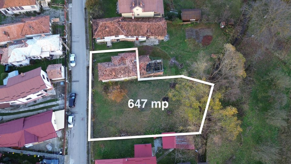 Casă si teren de vânzare in Leresti la super preț