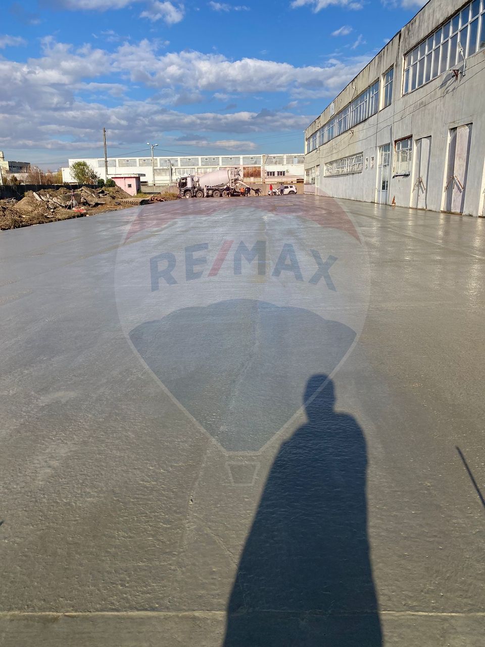 9,347sq.m Industrial Space for rent, Periferie area