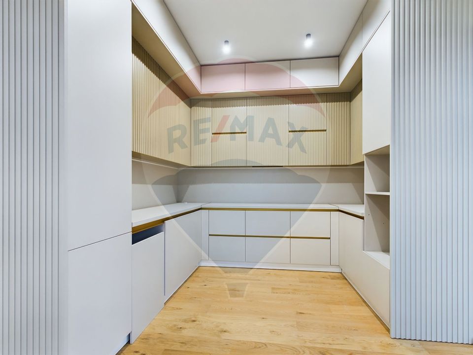 5 room House / Villa for sale