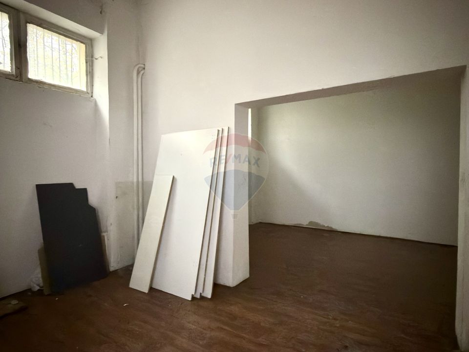 Street commercial space 212sqm for rent in Pantelimon area