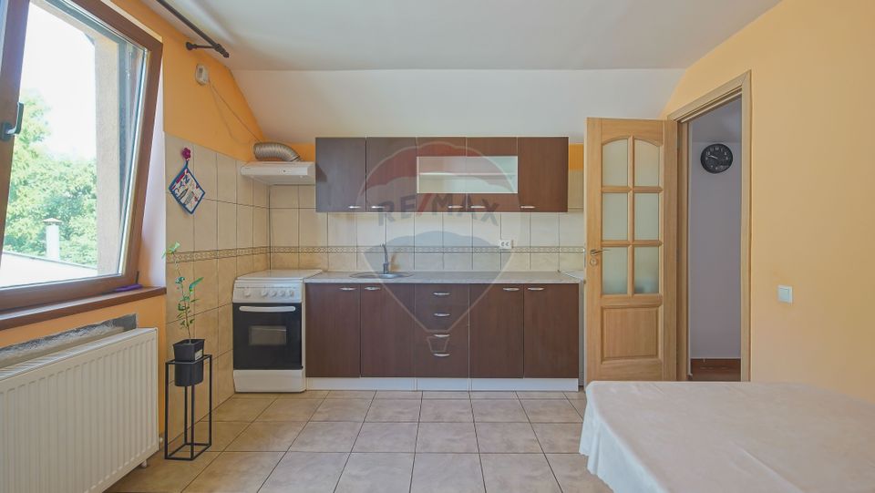 !VANDUT! Casă tipică pentru un stil de viață liniștit  Craiter, Brașov