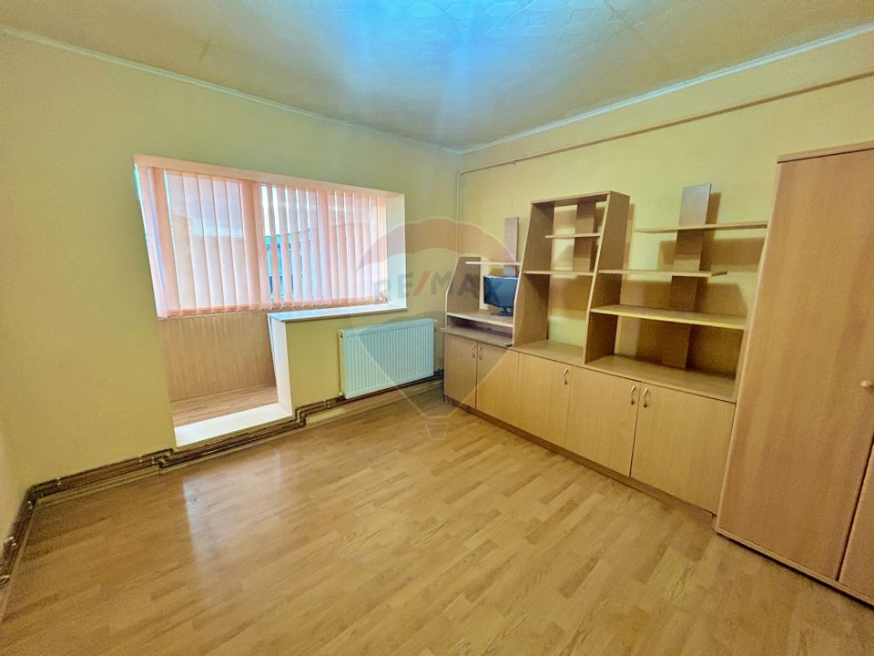 Apartament cu 2 camere de vânzare în Aradul Nou