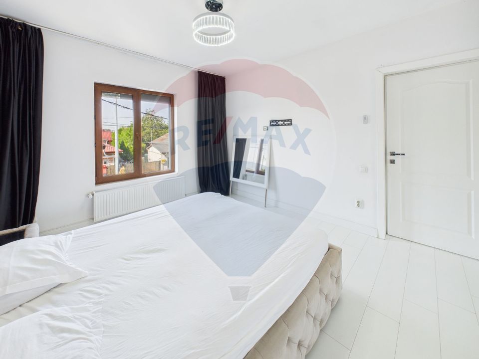 Casă / Vilă cu 4 camere de vânzare în zona Est