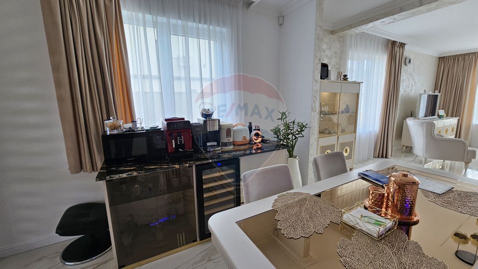 5 room House / Villa for sale