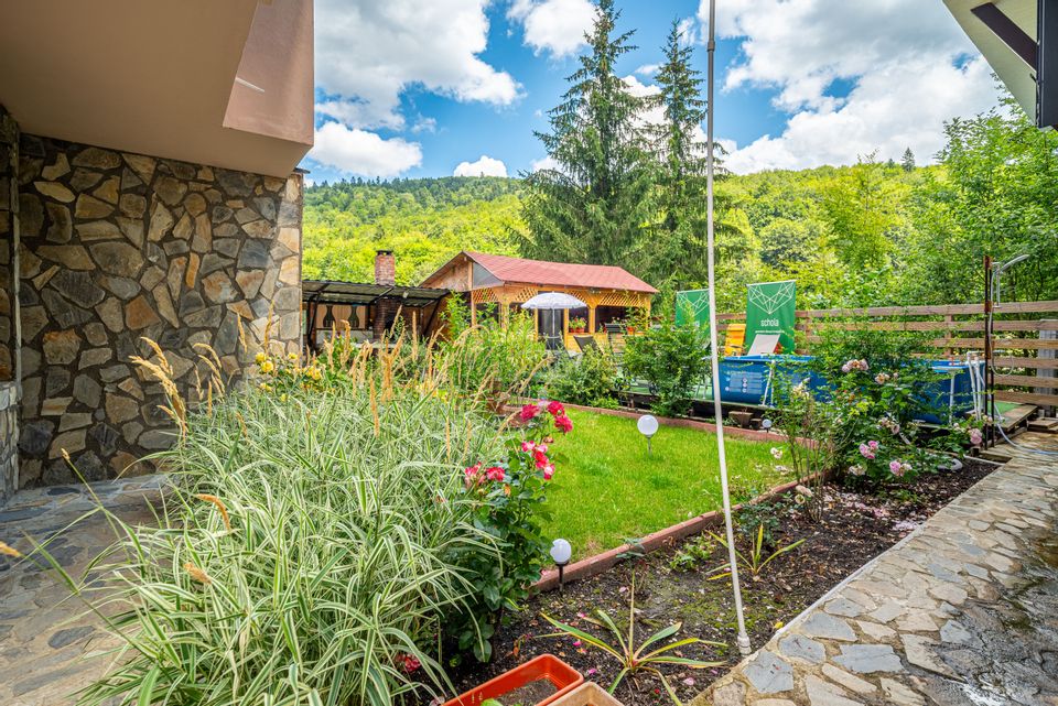 Vila moderna cu 2 corpuri in Busteni | Ideala pentru turism