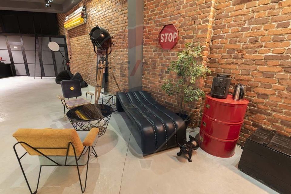 104sq.m Commercial Space for sale, Armeneasca area