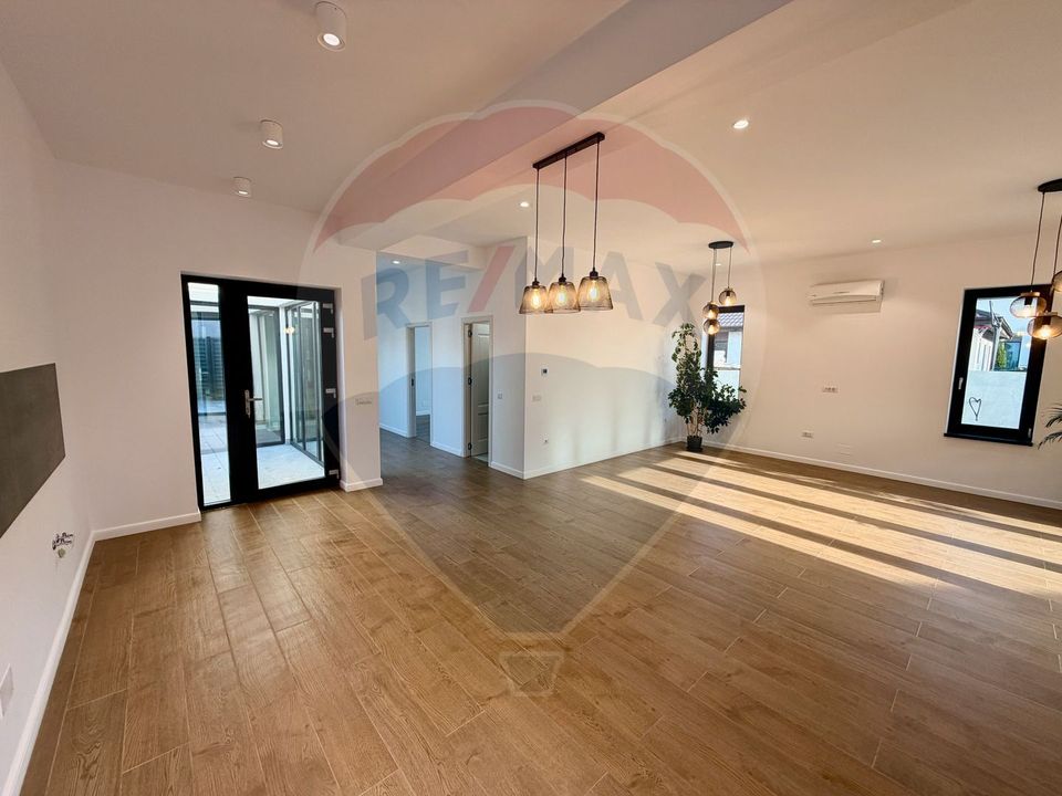 4 room House / Villa for sale, Nord area