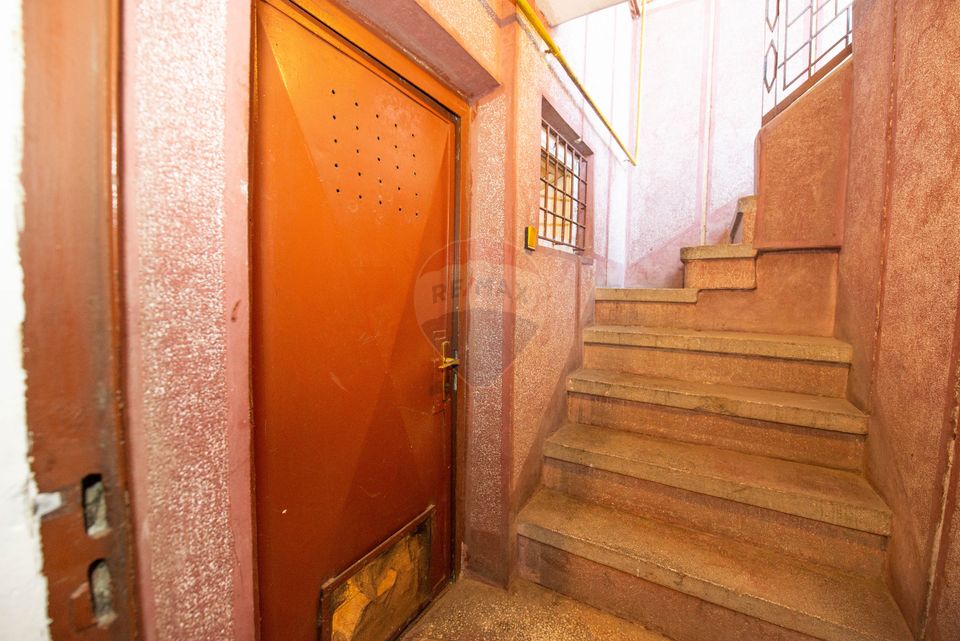 Casa individuala cu 7 camere, de vanzare 250 mp utili,  Buzau