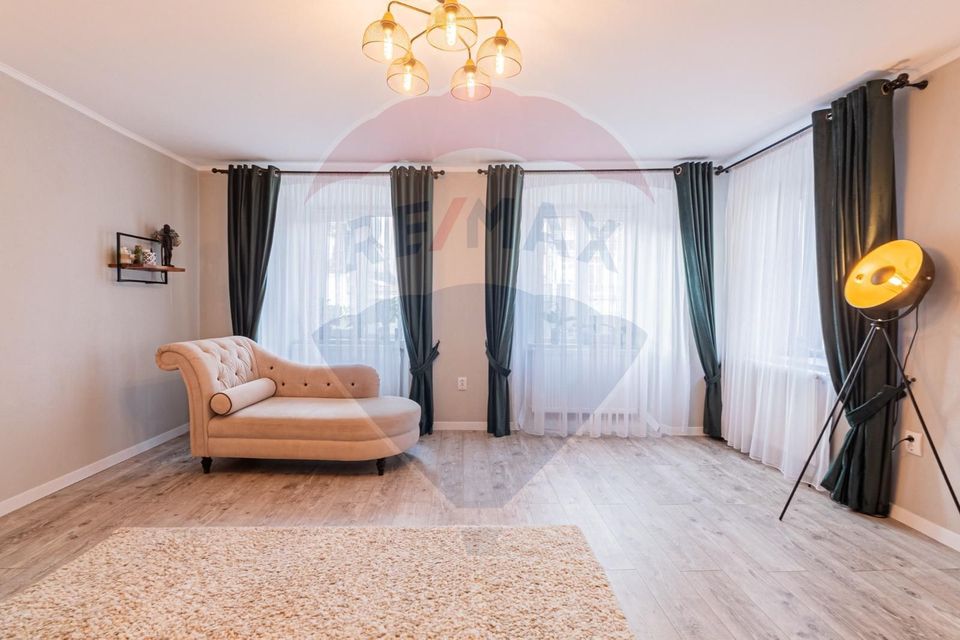 COMISION 0%|Oază de eleganță în Centrul Istoric: Apartament 4 camere!!