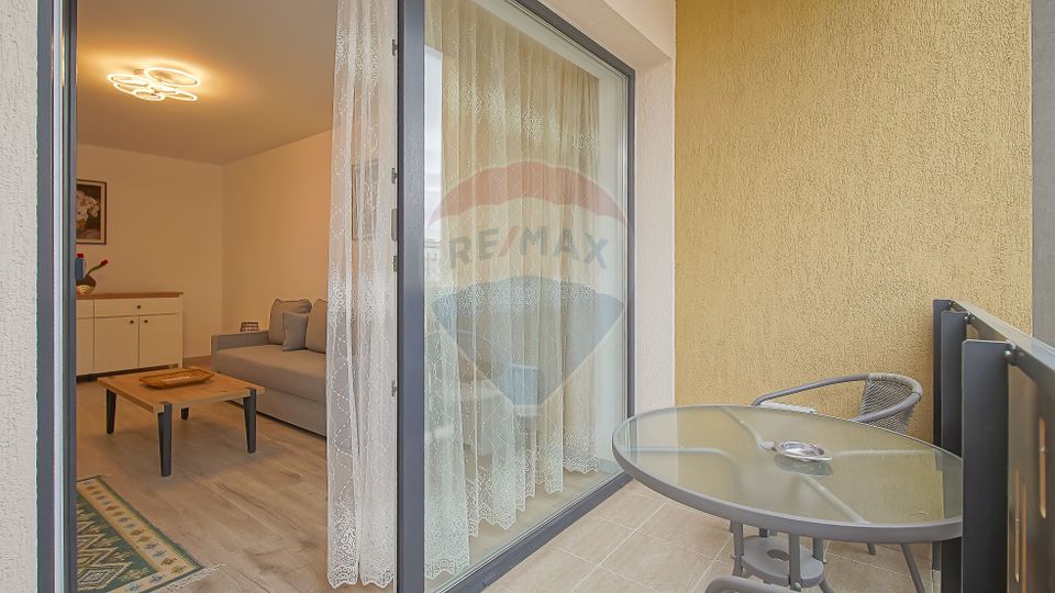 2 room Apartment for rent, Tractorul area