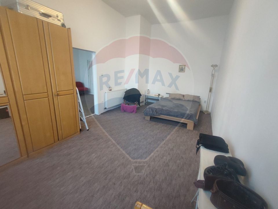 Apartament 2 camere + apartament cu 1 camera de vânzare ultracentral