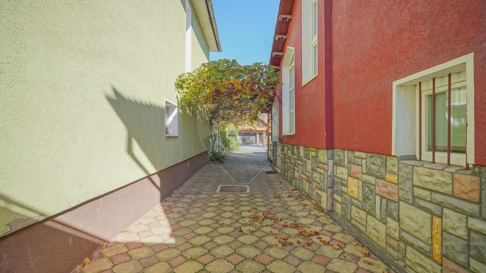 Comision 0% | Casă individuală | Garaj | Acces auto | Teren 591 mp |