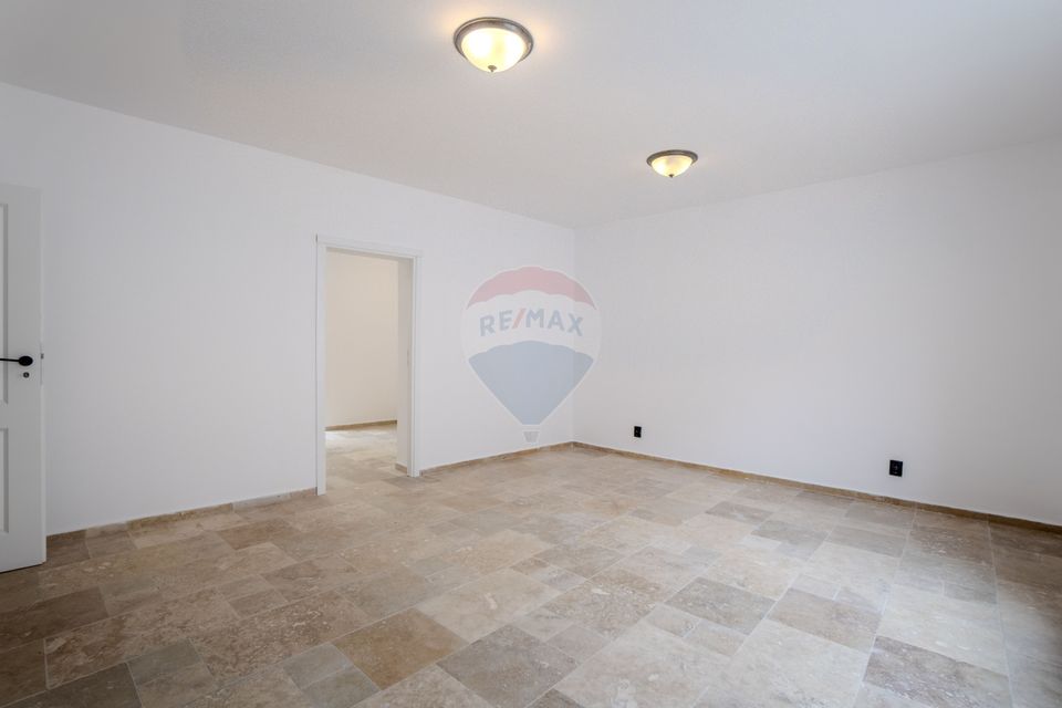 2 room Apartment for sale, Centrul Istoric area