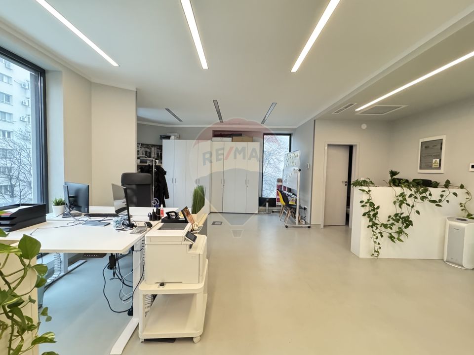 Opportunity - Premium office space in Decebal Area Mixed Building