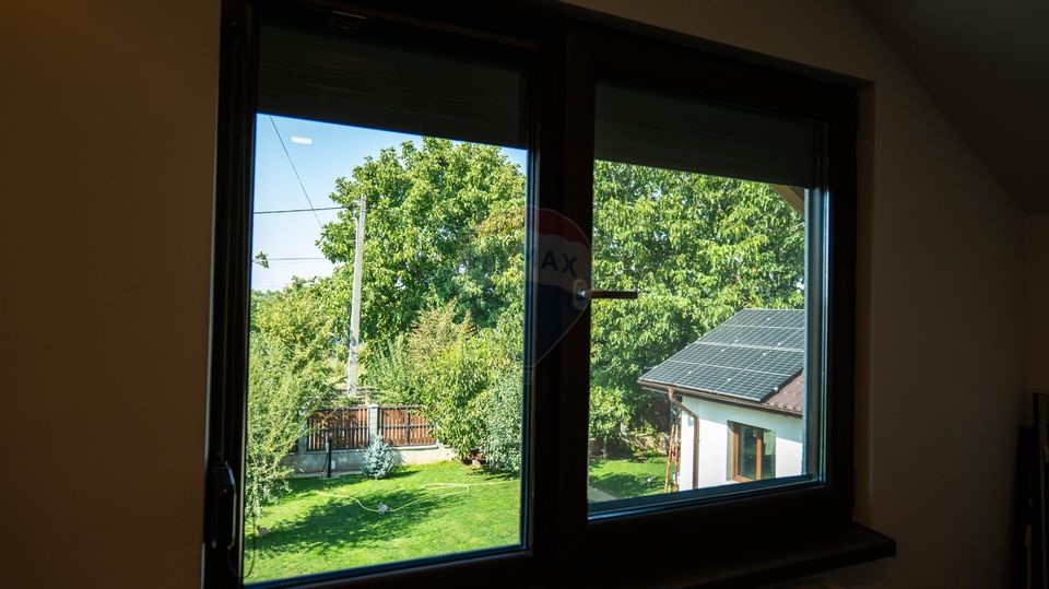 4 room House / Villa for sale