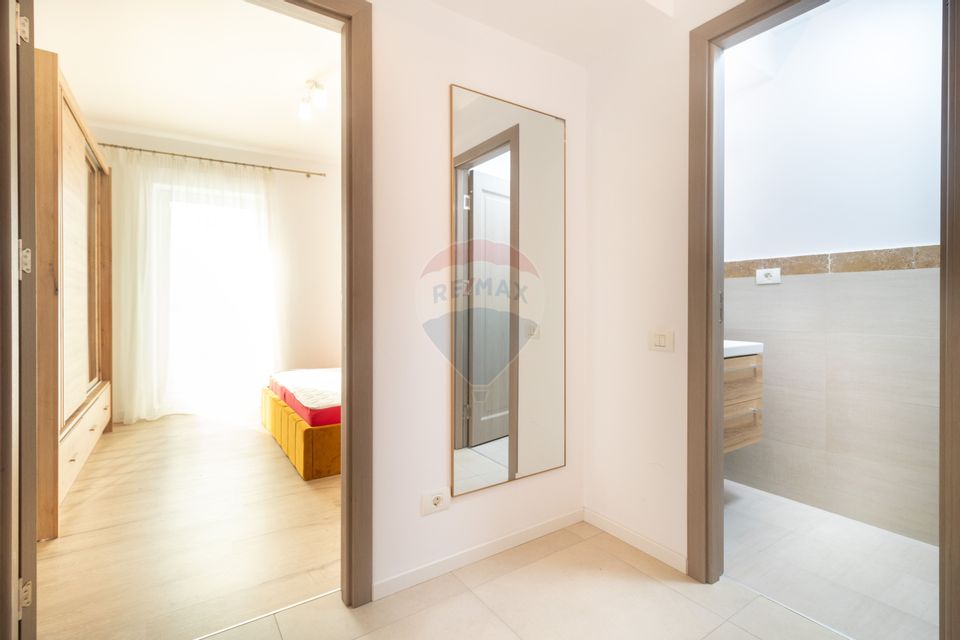 Rent 3 rooms, underground parking, beautiful sunsets, Petrom City