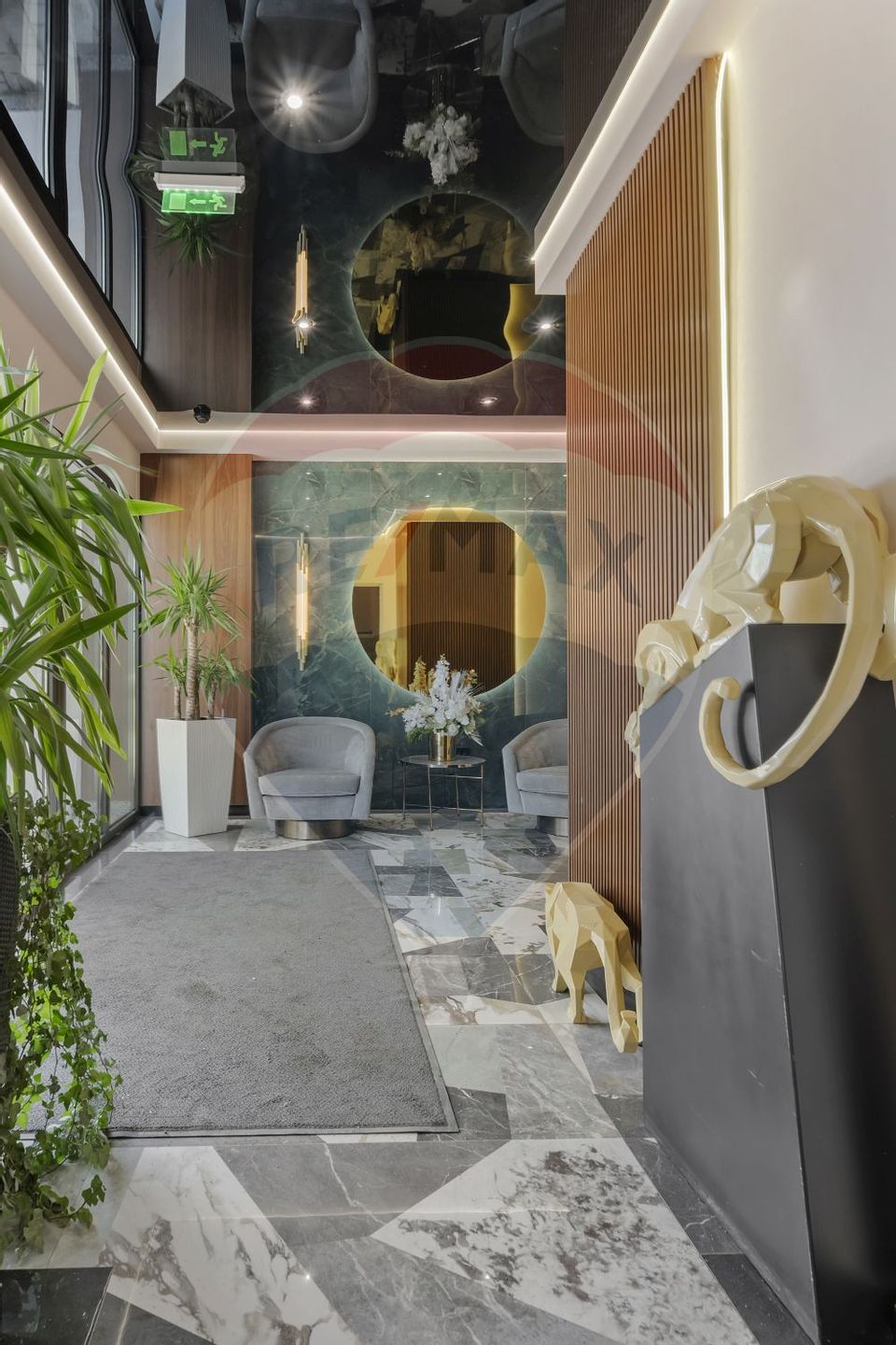 Large 2-room apartment for sale in Pipera area